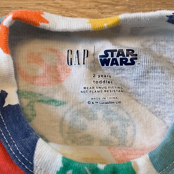 BabyGap x Star Wars short-sleeve PJ set - Picture 4 of 6